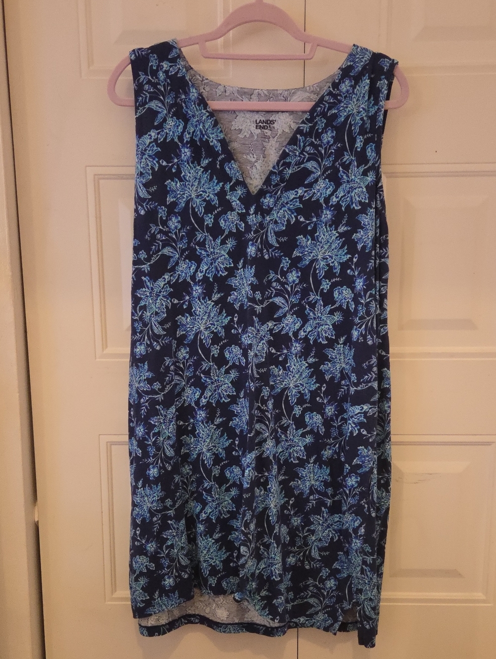 Lands' End Navy Floral V-Neck Sleeveless Dress. size Large Petite.
